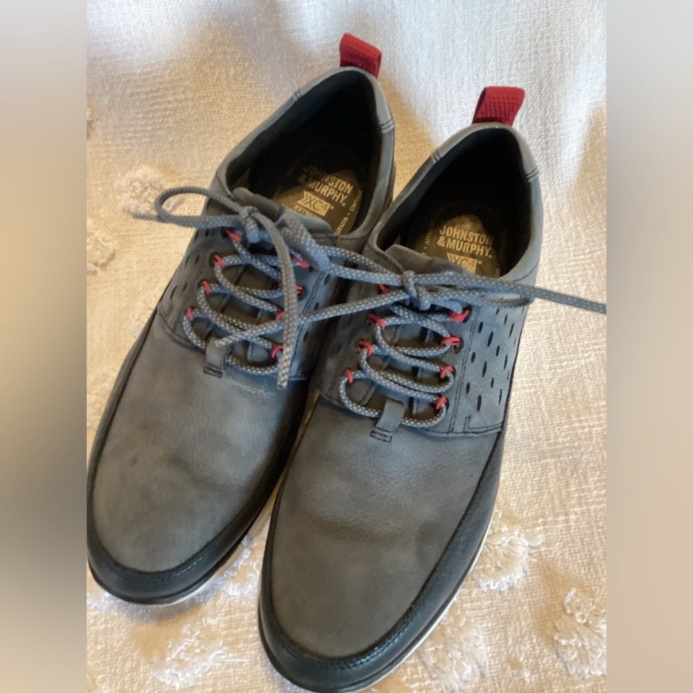 MENS SHOES SIZE 8.5 M NAVY NUBUCK LACE UP JOHNSTON&MURPHY
H2